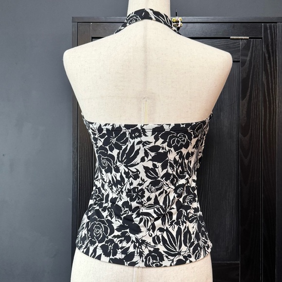 BCBG MAXAZRIA black and white halter top - Picture 4 of 6